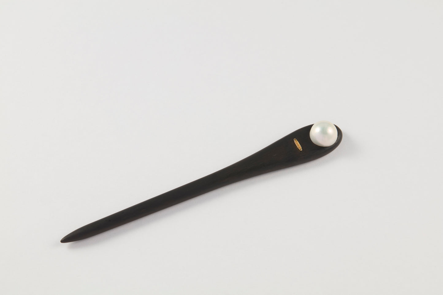 Ebony Hairpin with Pearl & 18K Gold Accessories