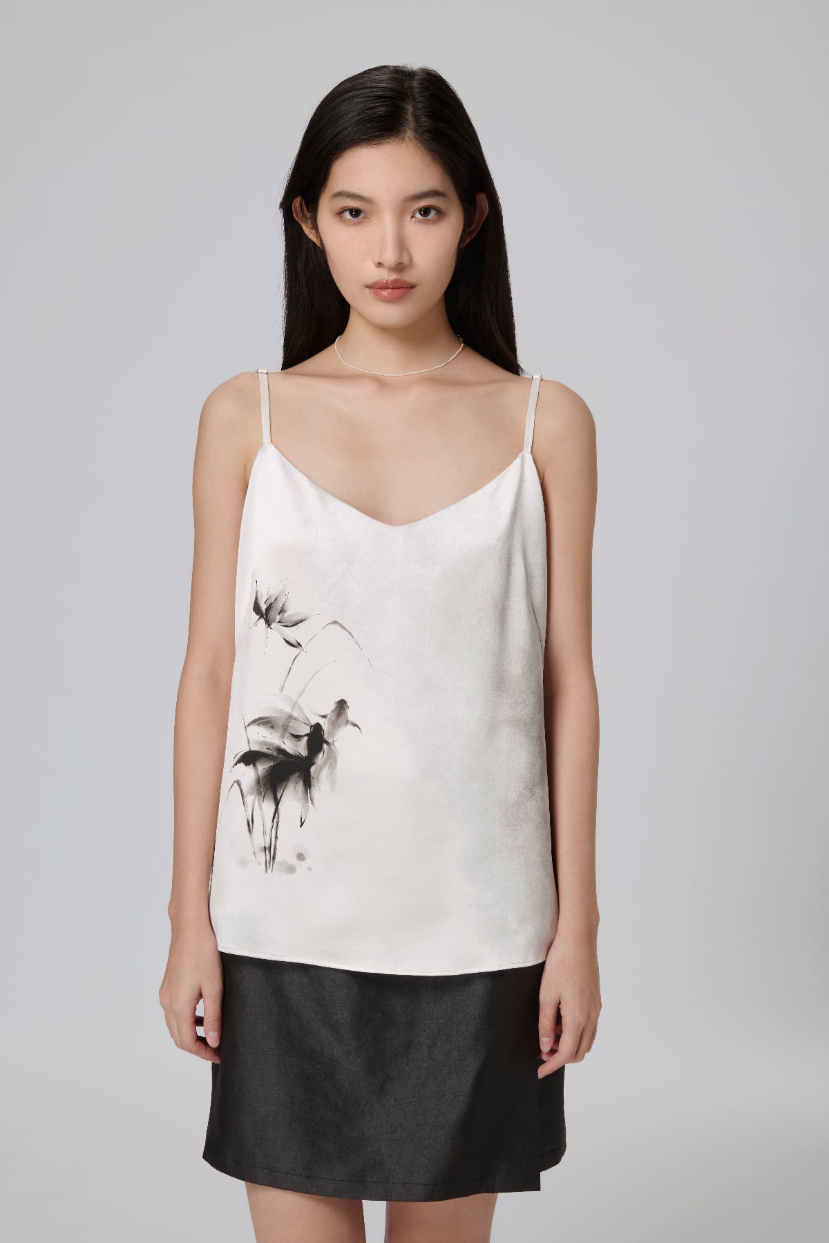 40 Momme Mulberry Silk Satin Top with Gold Fish in a Lotus Pond