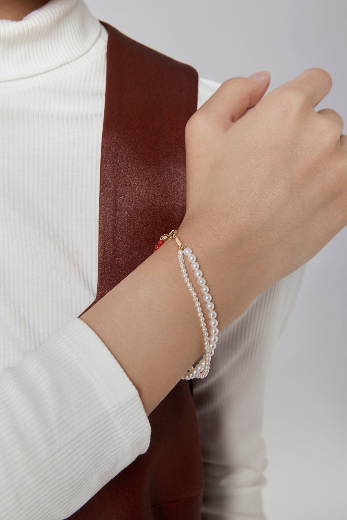 Double-Layer Bracelet with 18K Gold Accessories