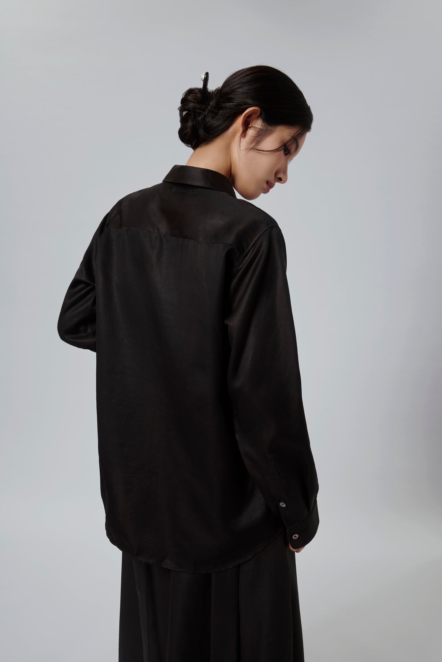 Black Gambiered Canton Gauze Relaxed Shirt