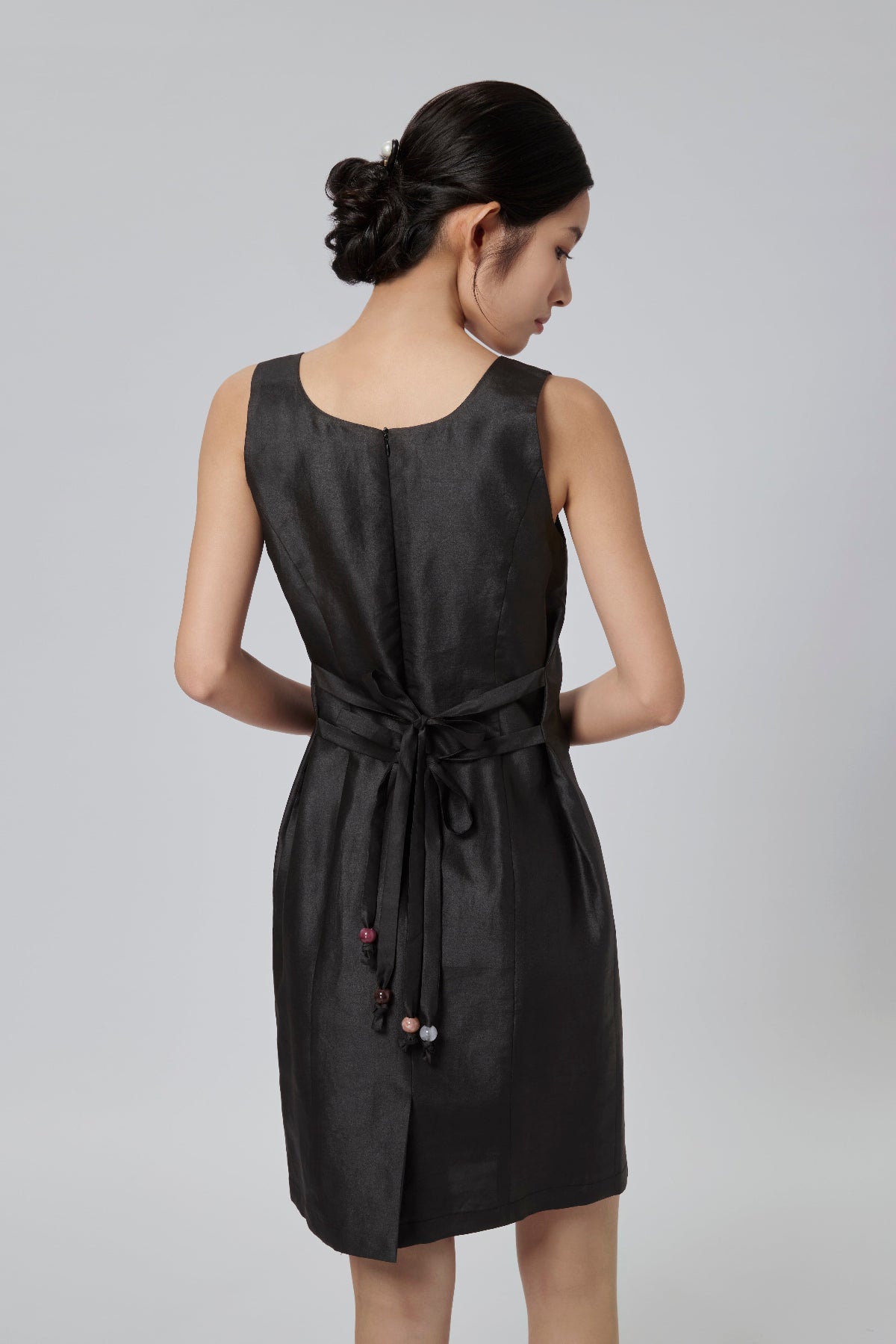 Silver Gambiered Canton Gauze Dress with Waist Tie